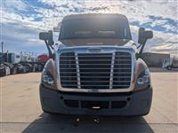 2016 Freightliner CASCADIA 113
