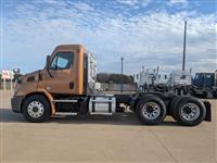 2016 Freightliner CASCADIA 113