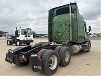 2024 Freightliner Cascadia 126