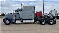 2005 Peterbilt 379