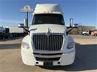 2022 International LT