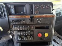 2022 International LT