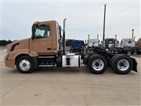 2017 Volvo VNL64T300