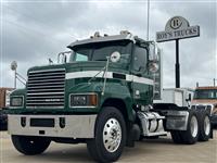 2020 Mack Pinnacle 64T