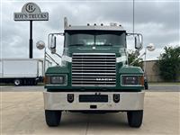 2020 Mack Pinnacle 64T