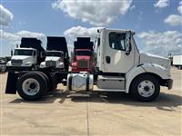 2017 Freightliner M2
