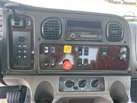 2017 Freightliner M2