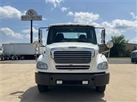 2017 Freightliner M2