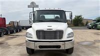 2017 Freightliner M2