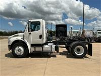 2014 Freightliner M2