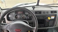 2013 Peterbilt 337