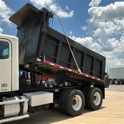 2008 Freightliner Columbia