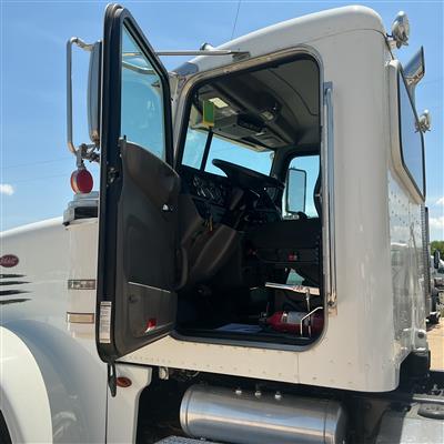2020 Peterbilt 367