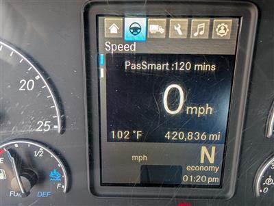 2020 Freightliner Cascadia 126