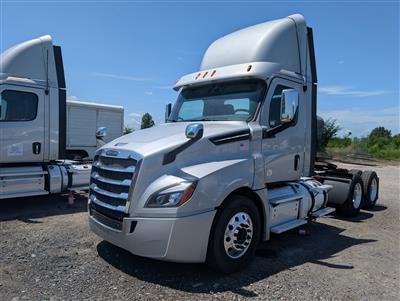 2018 Freightliner Cascadia 126