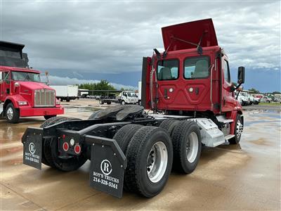 2020 Freightliner CASCADIA 125