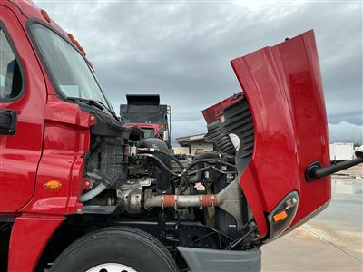 2020 Freightliner CASCADIA 125