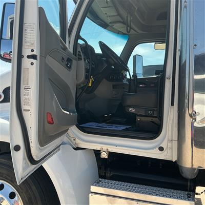 2019 Peterbilt 579