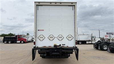 2018 Freightliner BUSINESS CLASS M2 106
