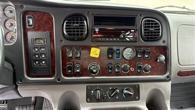 2018 Freightliner BUSINESS CLASS M2 106