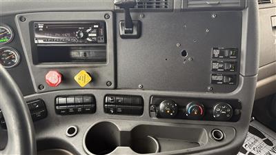 2013 Freightliner CASCADIA 125