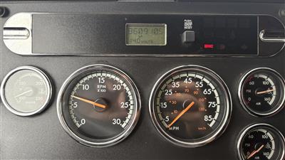 2013 Freightliner CASCADIA 125