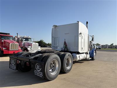 2005 Peterbilt 379EXHD