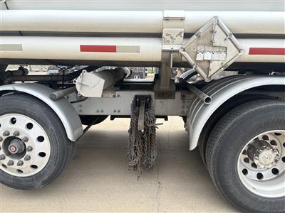 2016 Volvo VNL64T300