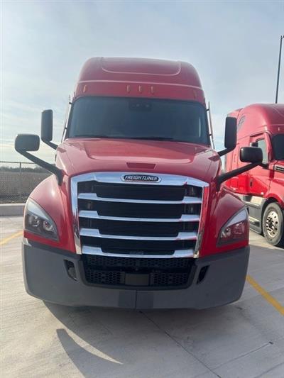 2023 Freightliner Cascadia 126