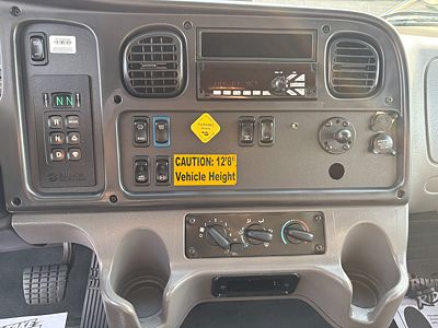 2018 Freightliner M2 106