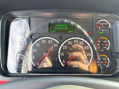 2018 Freightliner M2 106