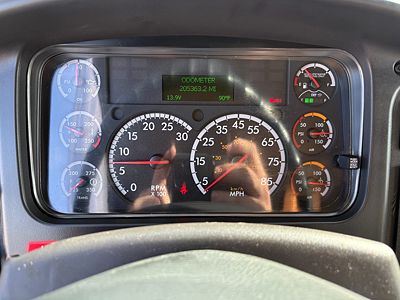 2018 Freightliner M2 106