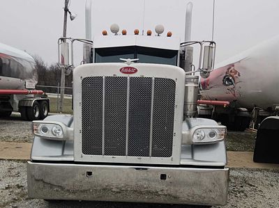 2021 Peterbilt 389