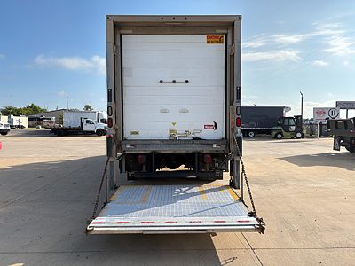 2018 Freightliner M2 106