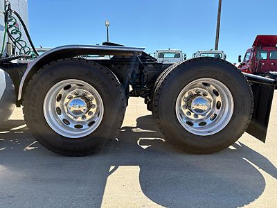 2021 Peterbilt 389