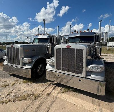 2021 Peterbilt 389