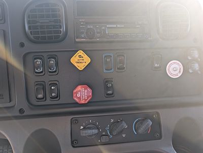 2016  M2 112