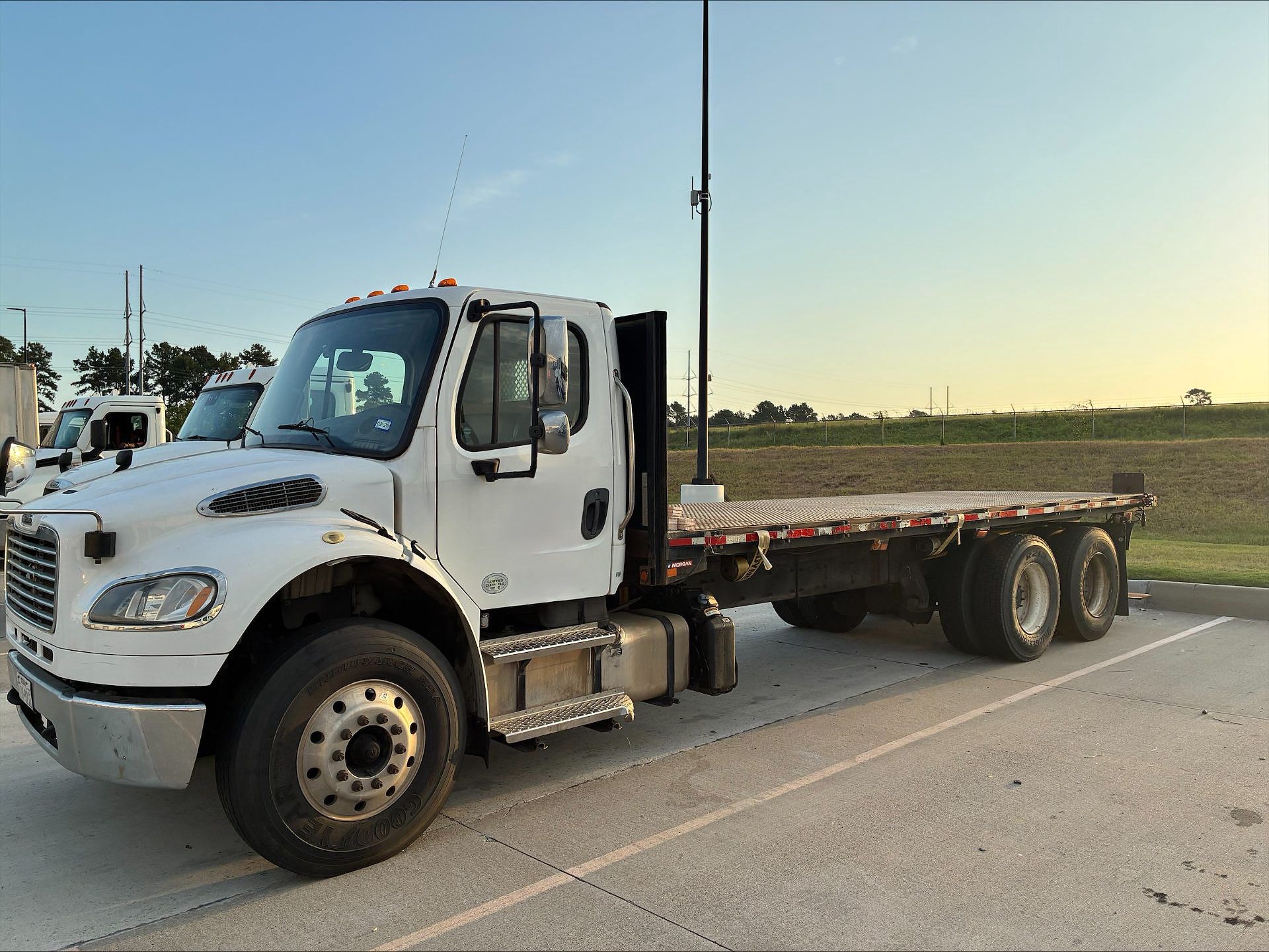 2019 Freightliner M2 106