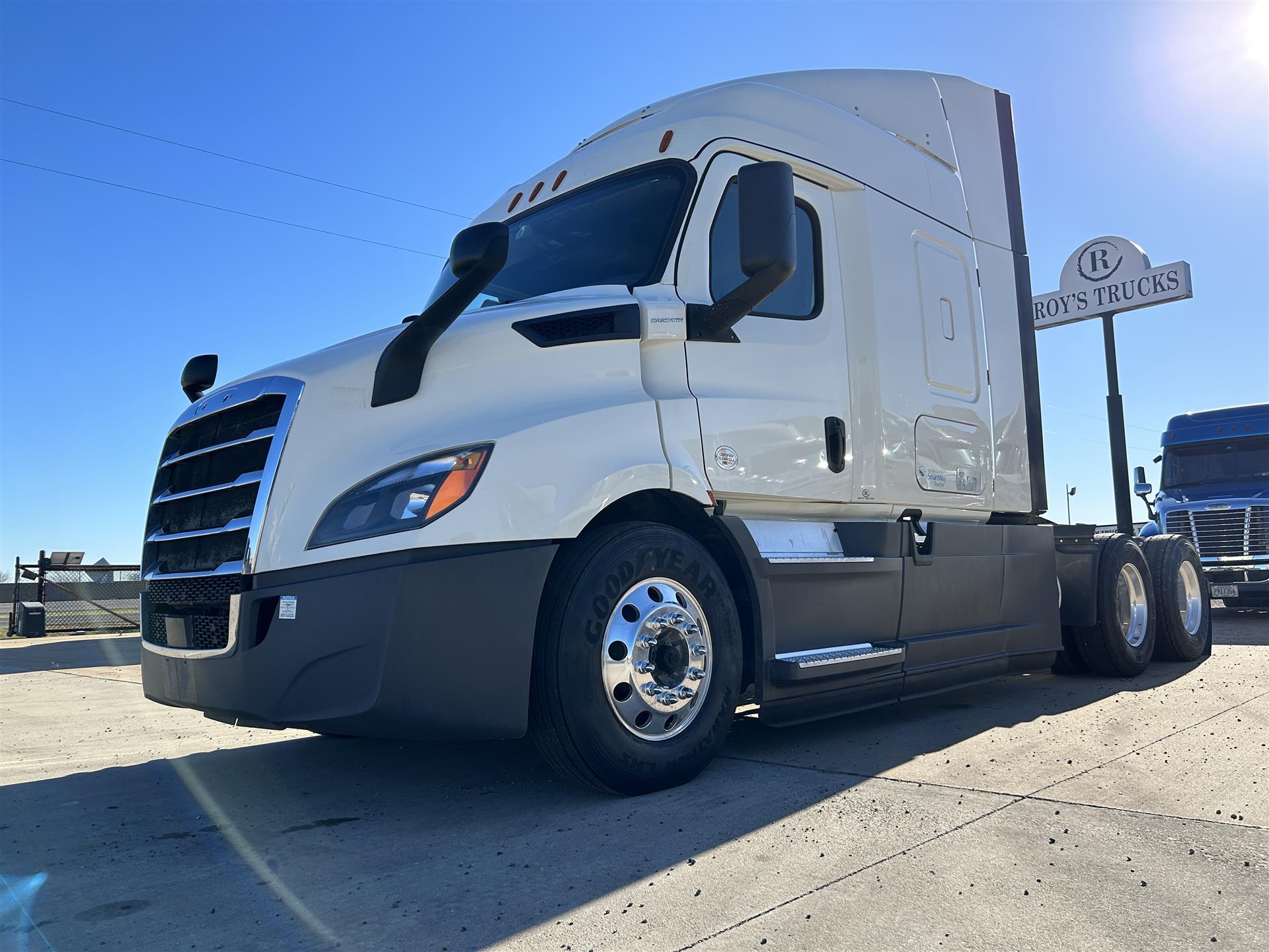 Freightliner Cascadia 116 Trucks For Sale