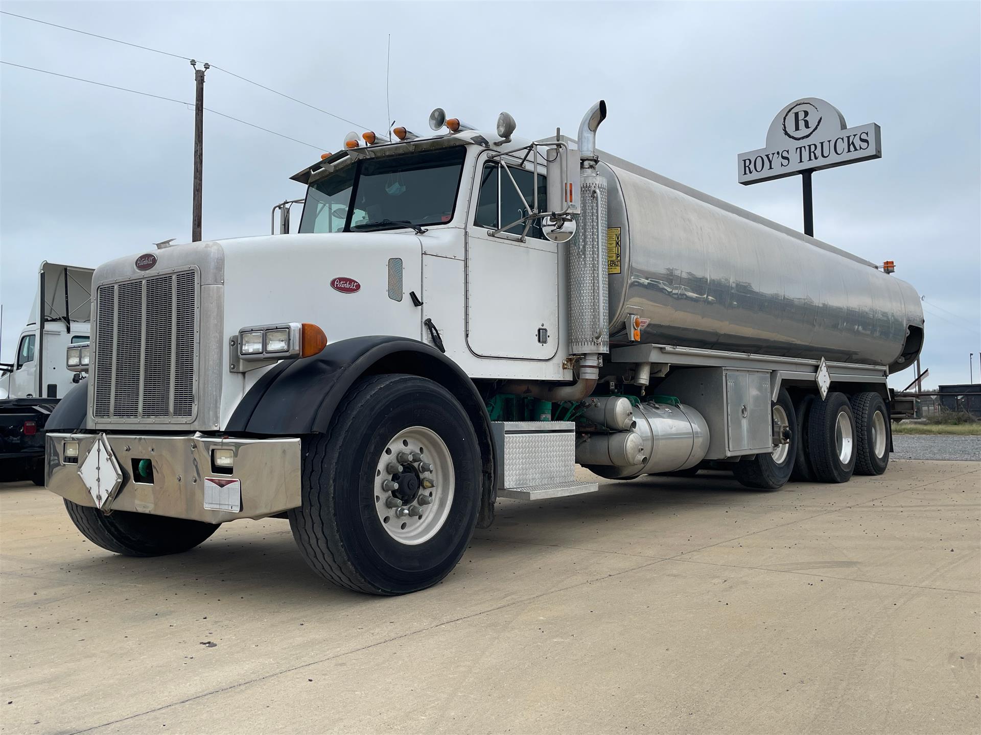 2000 Peterbilt 357