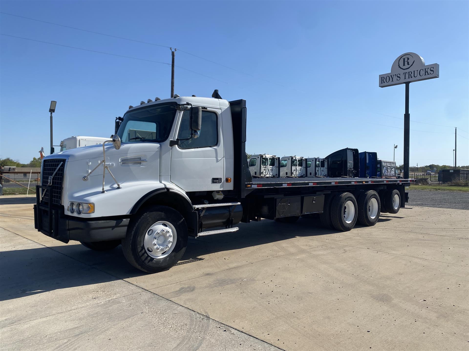 2006 Volvo VHD64B200