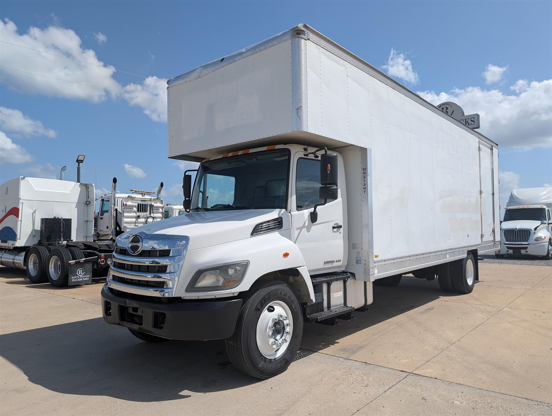 2016 Hino 268