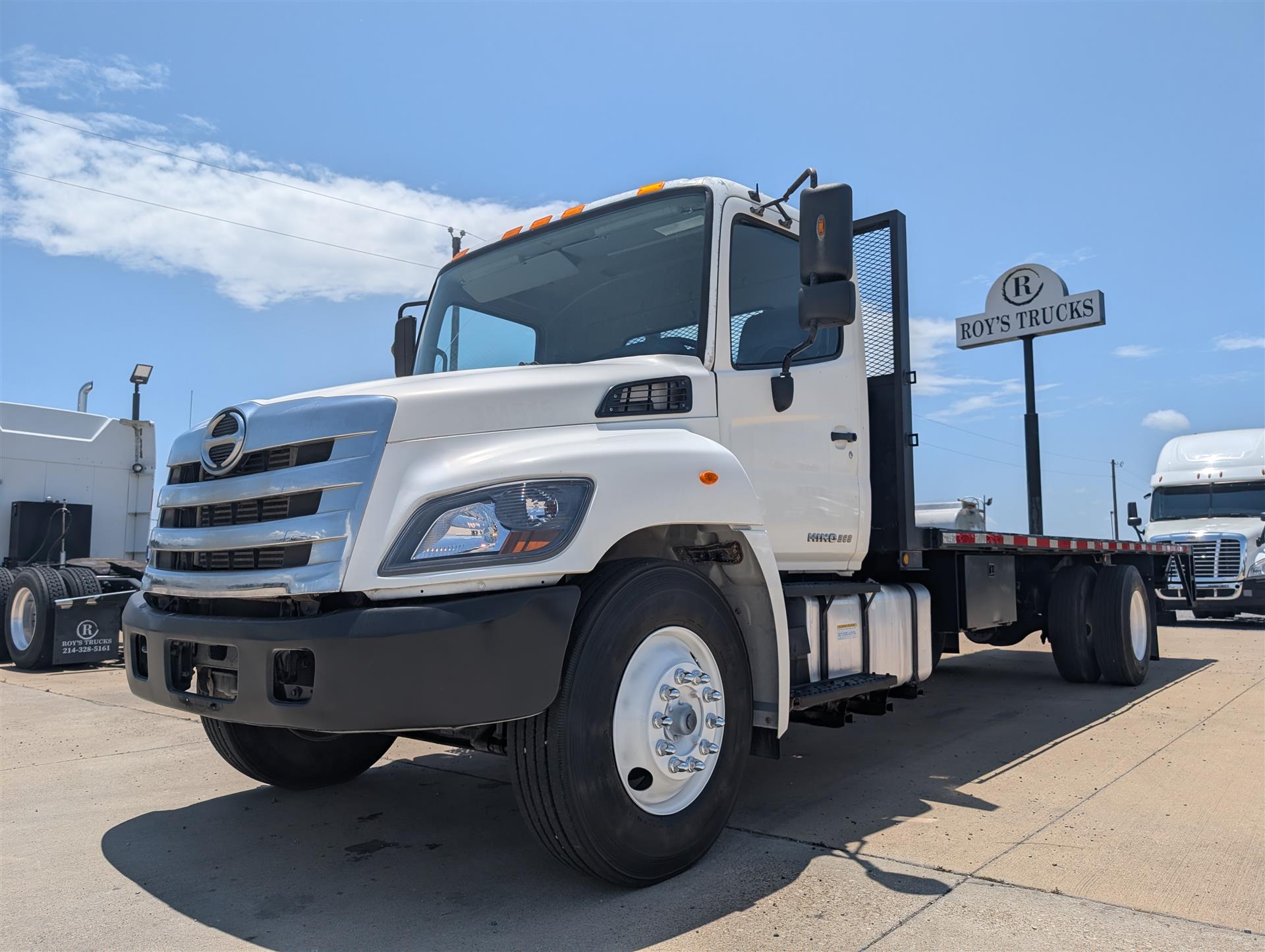 2015 Hino 268