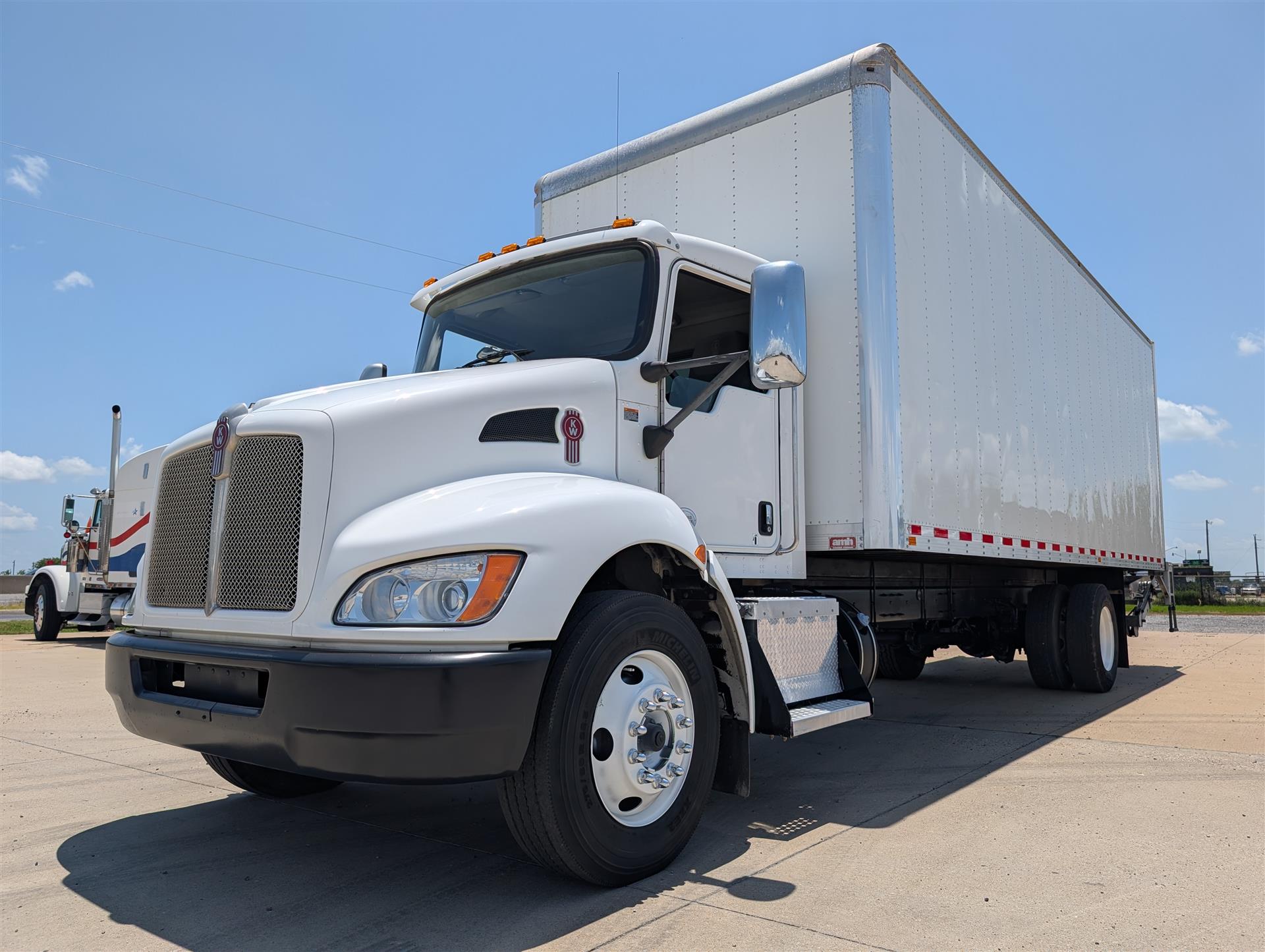 2018 Kenworth T270