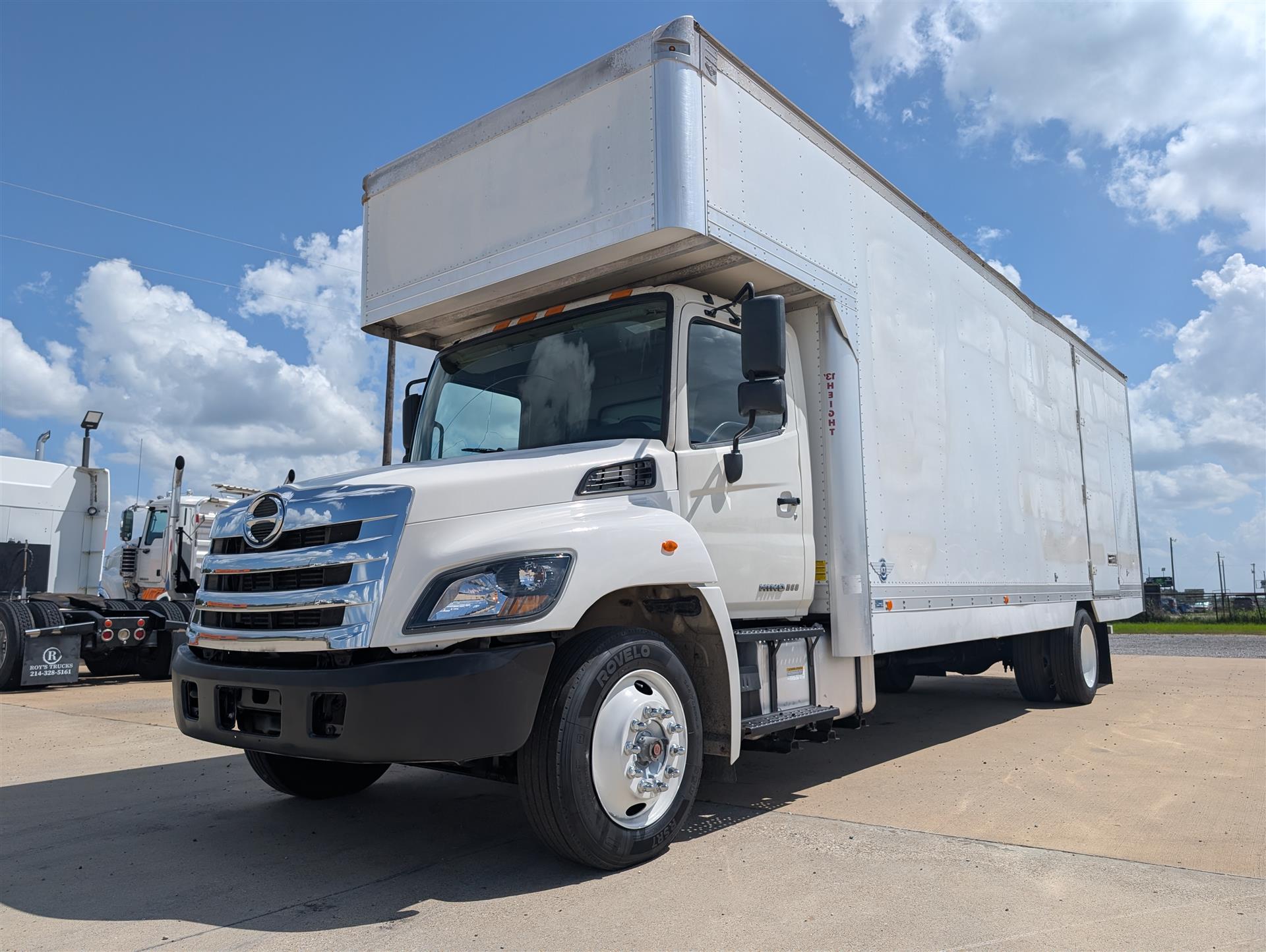 2015 Hino 268