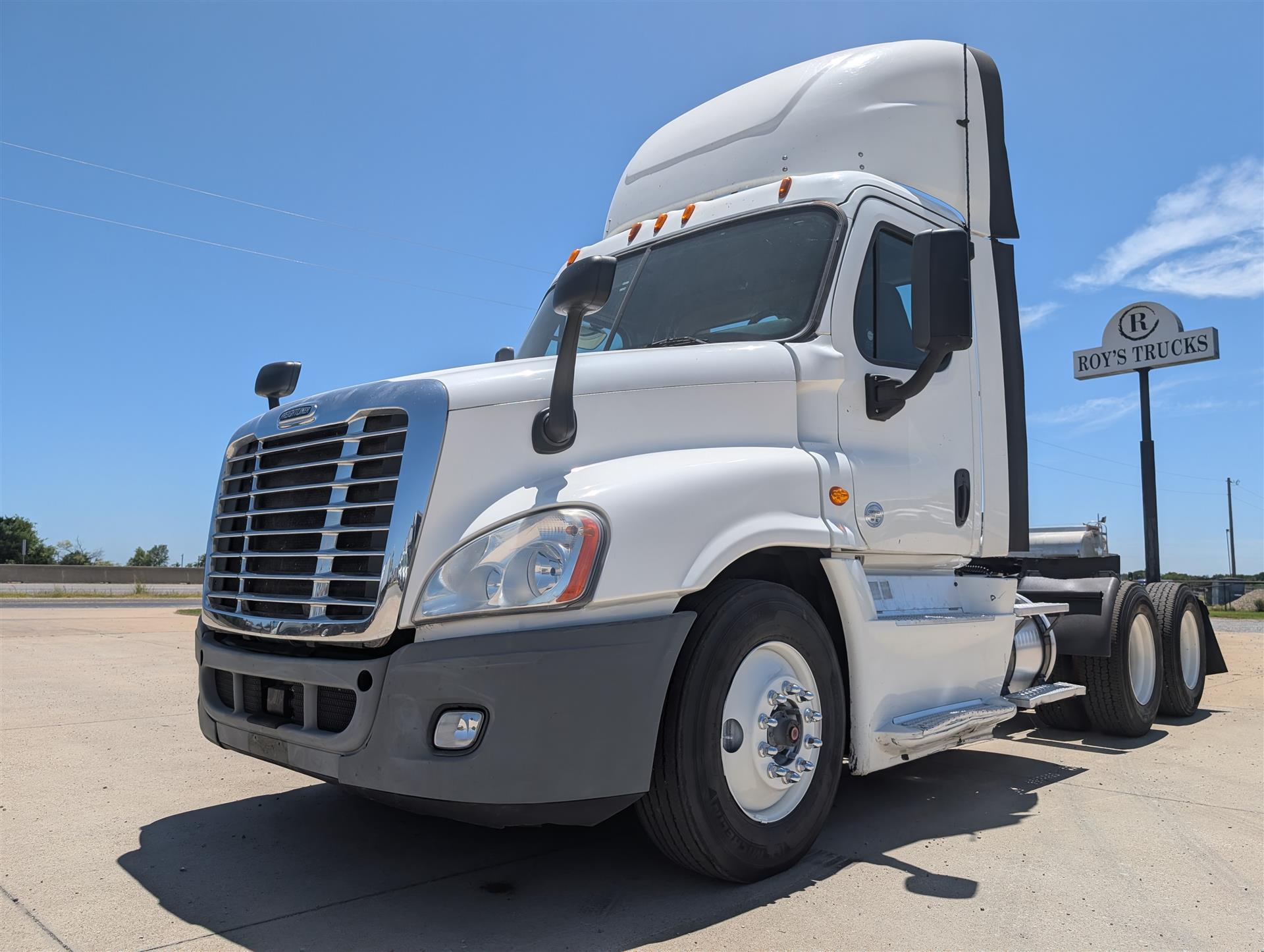 2015 Freightliner CASCADIA 125