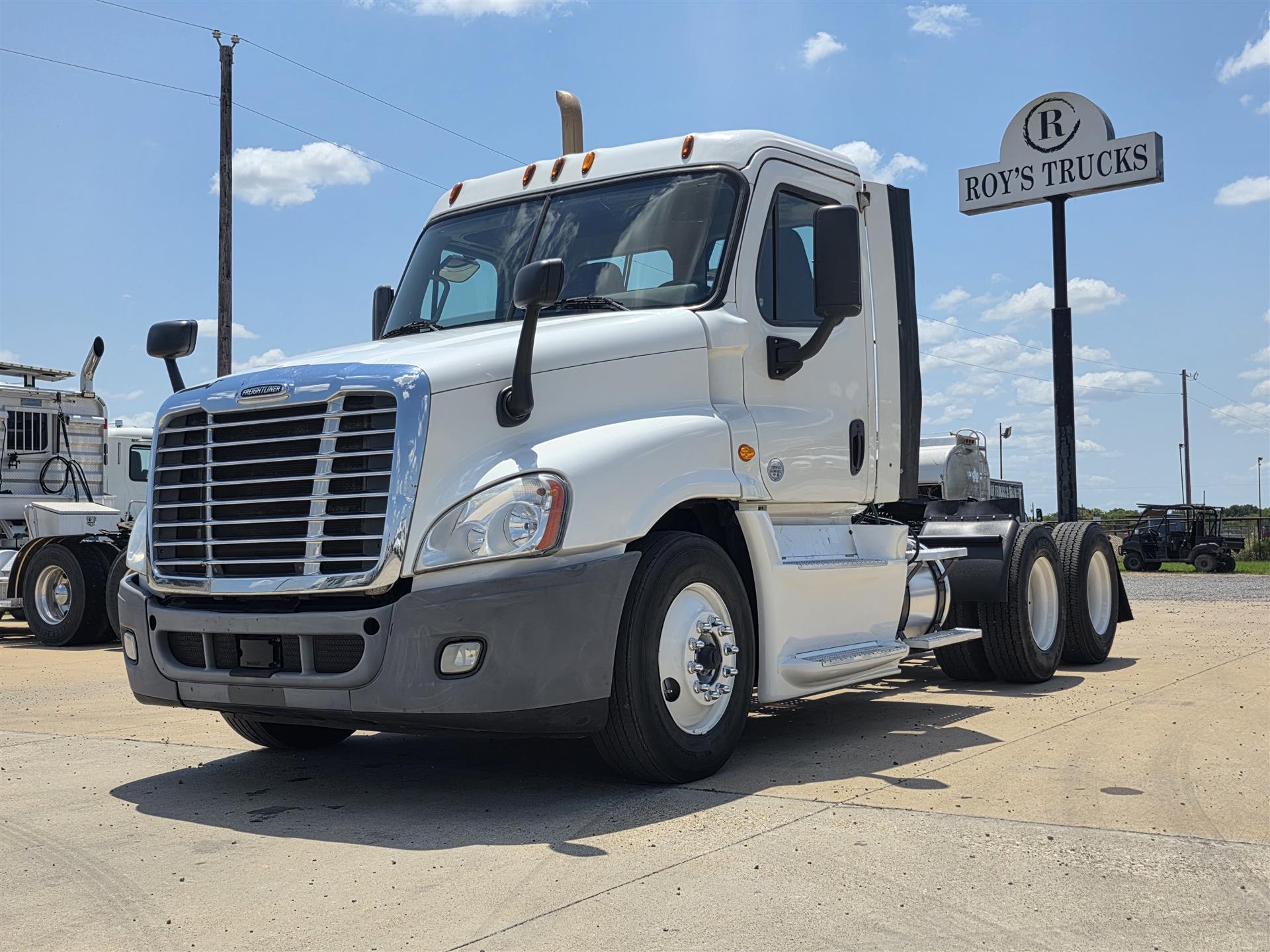 2015 Freightliner CASCADIA 125