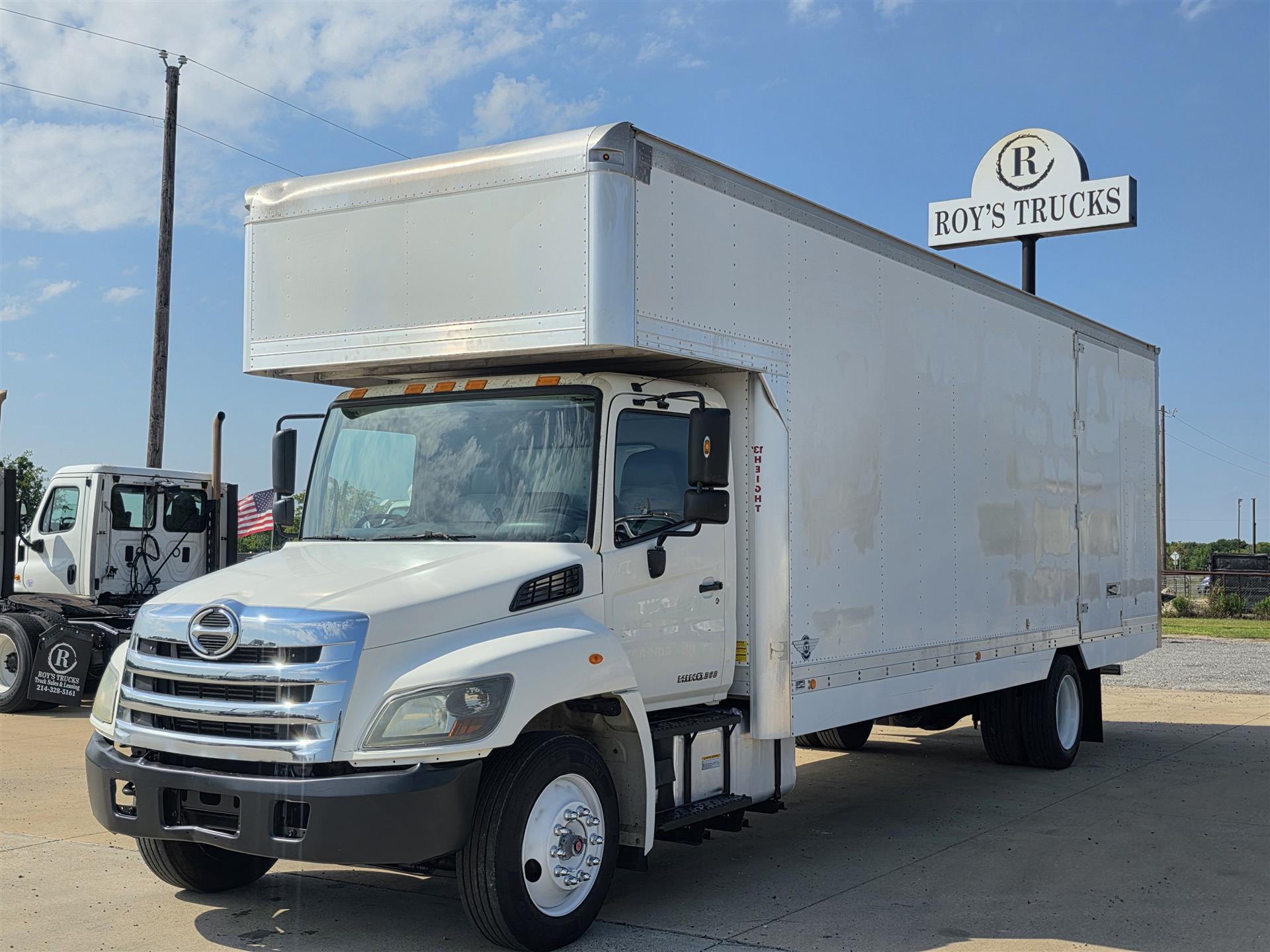 2015 Hino 268