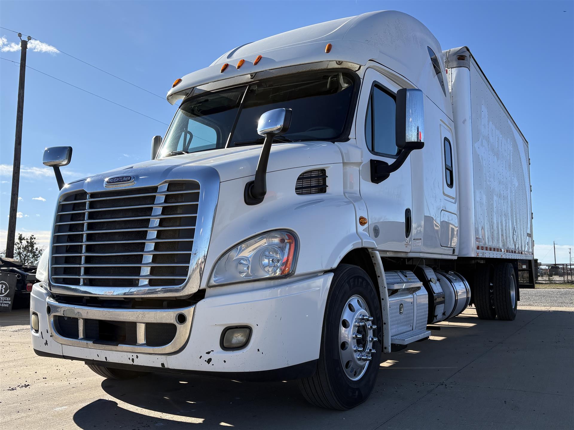 2015 Freightliner CASCADIA 113