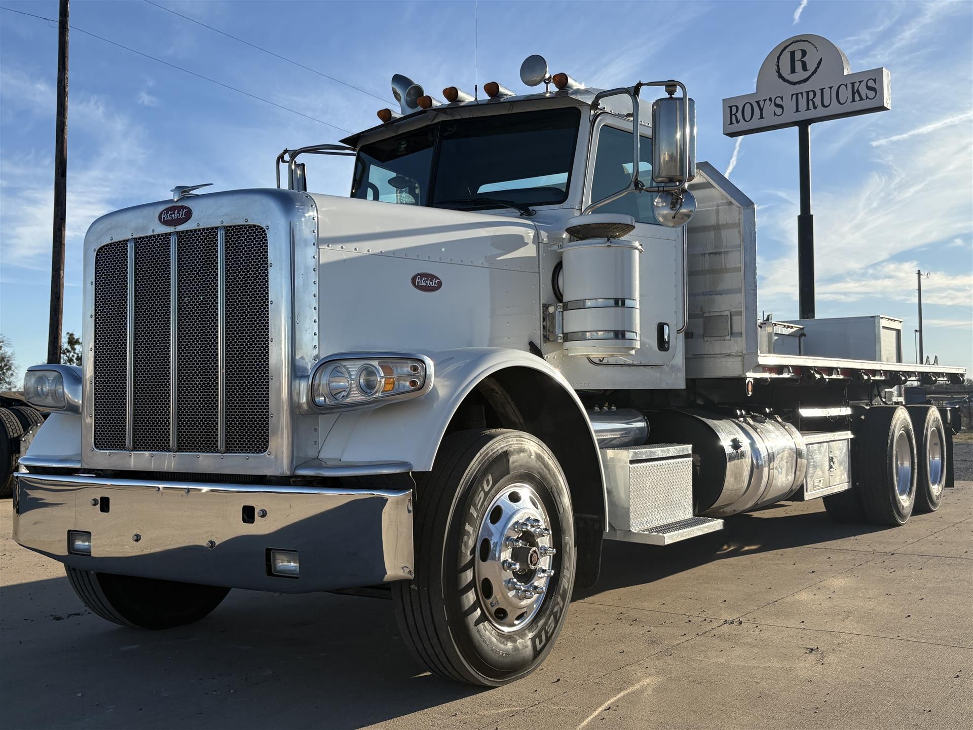 2016 Peterbilt 389